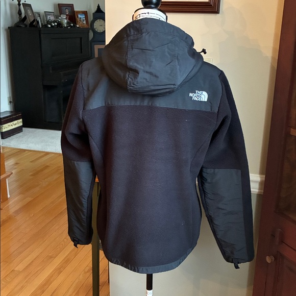 North Face black fleece hooded jacket - Picture 3 of 8
